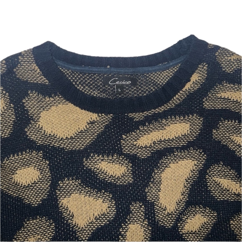 Cecico Geometric ‘Golf Course’ Sweater - Picture 4 of 4